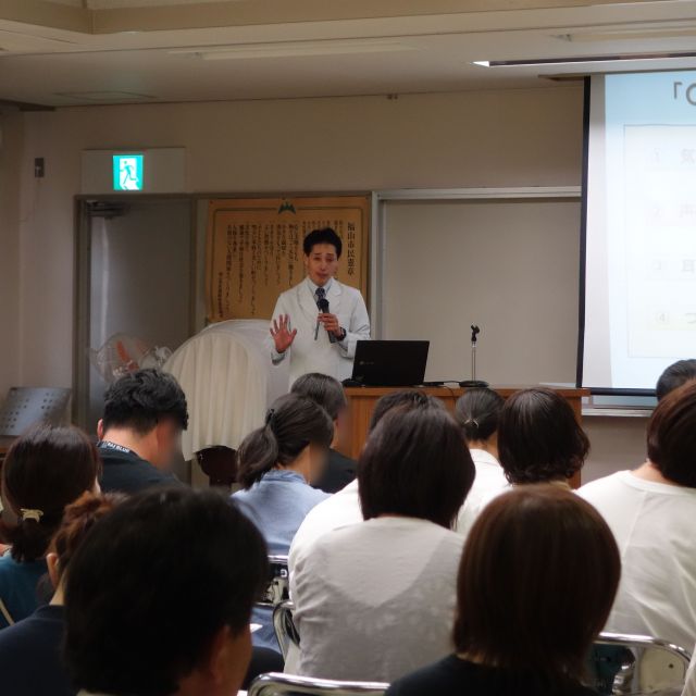 福山市にある箕島小学校へ訪問し、「ネット、ゲーム依存」について講演会を行いました！